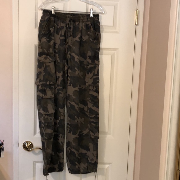 Pants - Camo Cargo Pants